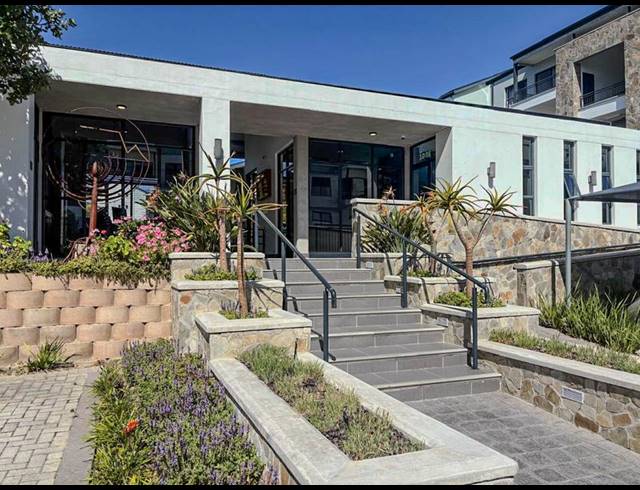 3 BEDROOM APARTMENT FOR SALE IN RICHWOOD